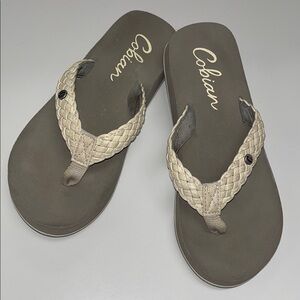 Cobian Women's Braided Taupe Flip Flop Sandals size 7